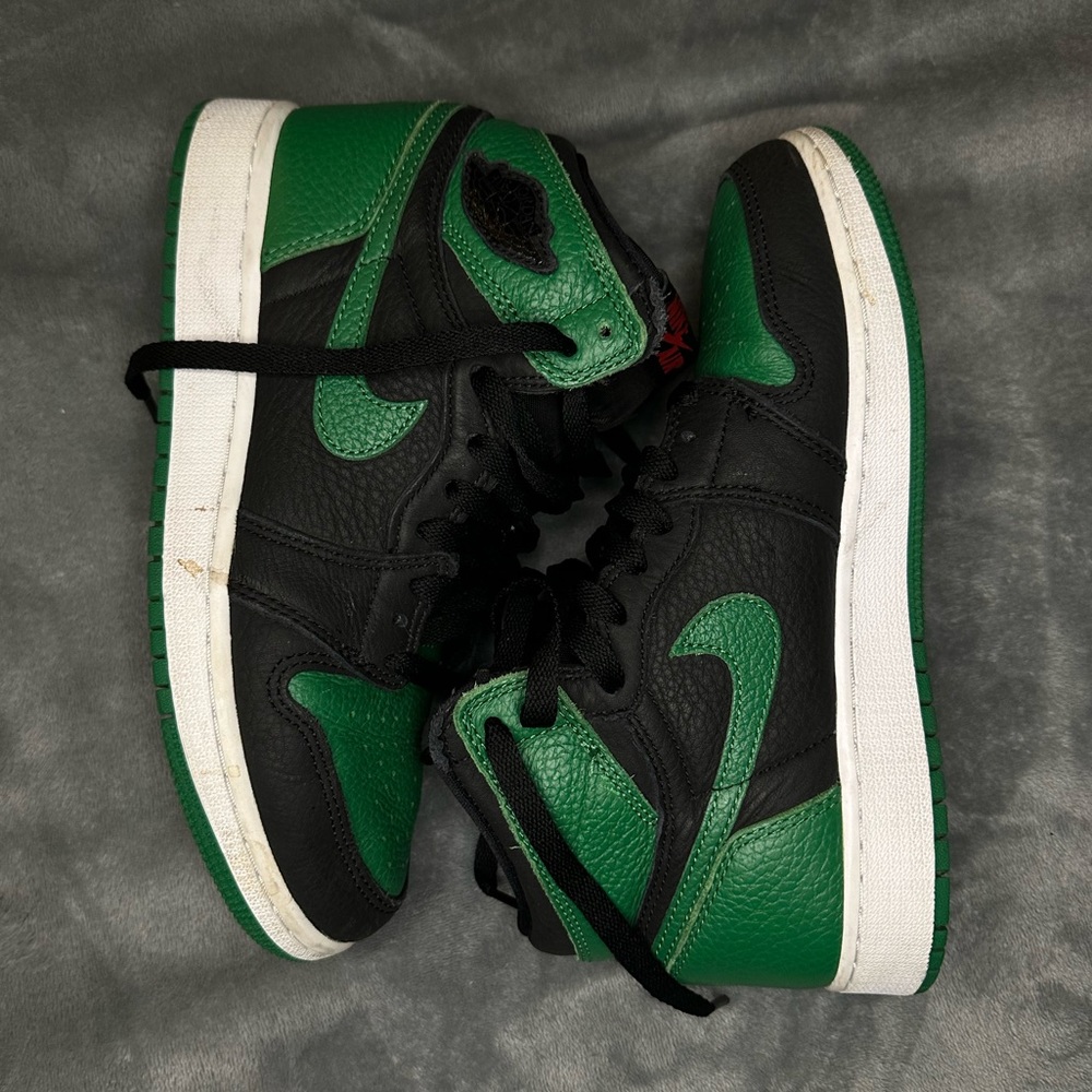 Jordan 1’s 5.5Y